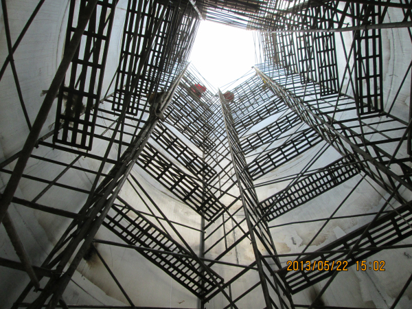 地面火炬耐火纖維爐襯垂直施工安裝-火龍耐材提供 地面火炬耐火纖維爐襯垂直施工安裝-火龍耐材提供